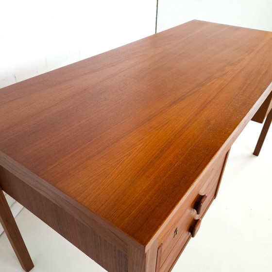 Image 1 of Scrivania vintage in teak Domino Møbler, design danese degli anni '60