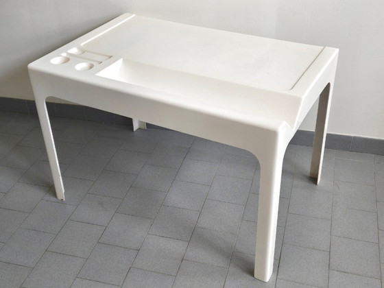 Image 1 of Vintage Ozoo bureau uit de jaren 60 in Space Age-stijl, ontworpen door Marc Berthier en gemaakt van glasvezel.
