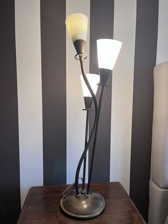 Stunning Large Vintage Brass Mid-Century 3-Arm Table Lamp (1950s/1960s) – Glass (photo 6 of 9)