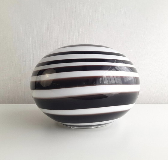Image 1 of Large ILU di Vetro glass table lamp / floor lamp, model Zebra black and white glass, Italian glass Dutch design