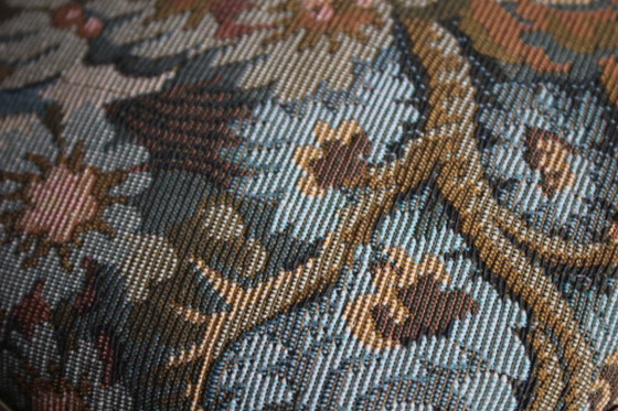 Image 1 of Ronde vintage handtas met petit point-borduurwerk