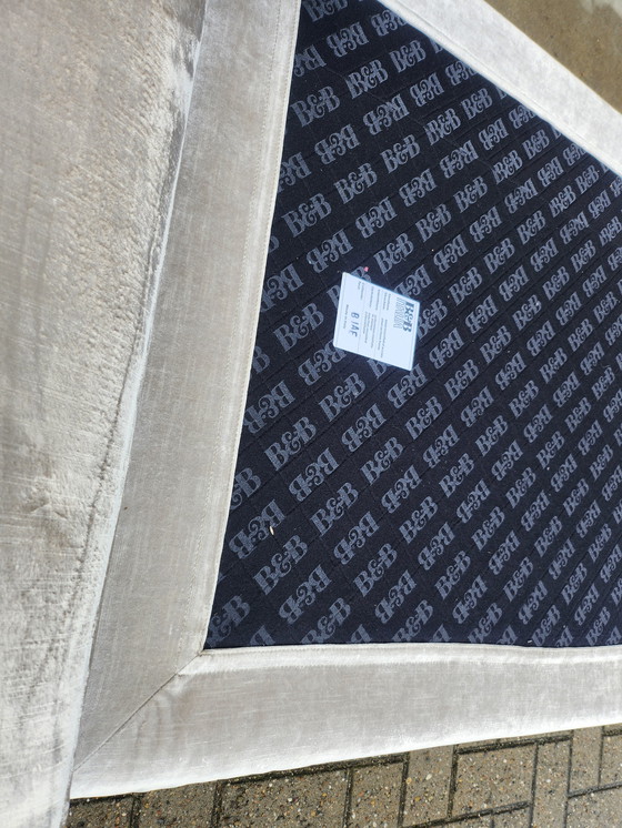 Image 1 of Divano lounge Michel Club di B&B Italia in velluto