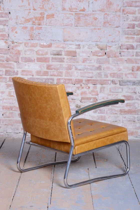Een paar gerestaureerde Bauhaus-fauteuils van Mücke-Melder, beukenhout, chroom, Tsjechië, jaren 1930. (photo 9 of 19)