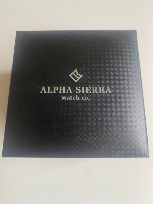 Alpha Sierra-Bewegung – cadeaus, Metal, Rubber