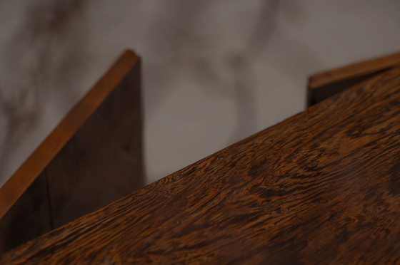 Image 1 of Dressoir uit het begin van de 20e eeuw in de stijl van De Coene