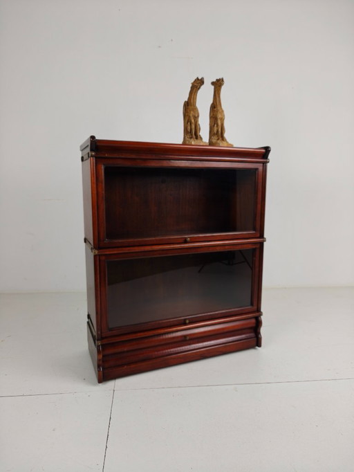 Libreria modulare Globe-Wernicke in mogano con cassetti sottostanti