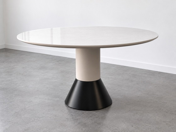 Arco Balance Dune – Mesas de comedor, Metal, Madera (photo 2 of 11)