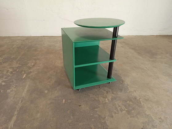 Image 1 of Vintage postmodern bijzettafeltje, groen