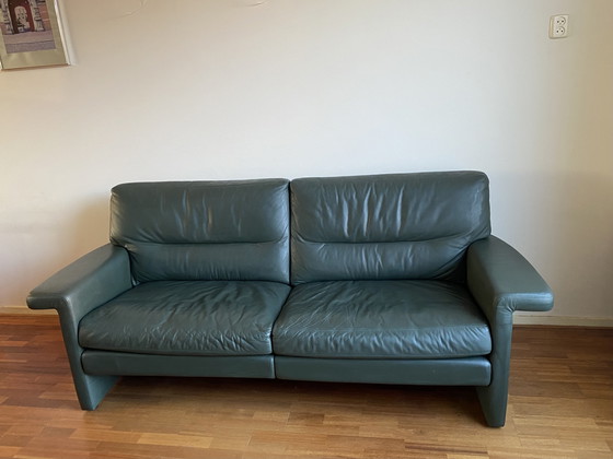 Image 1 of New Sity green leather three-seater sofa