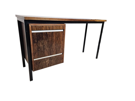 Scrivanie con piano in legno e cassettiera, Metallo, Marrone, Mid Century Modern (foto 2 di 8)