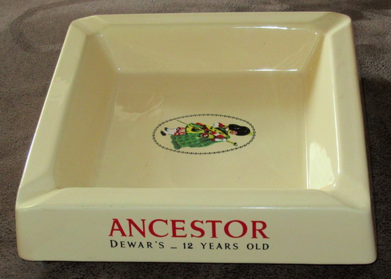 Image 1 of ancien cendrier publicitaire DEWAR'S whisky scotch grand vide poche GIEN ancestor white label