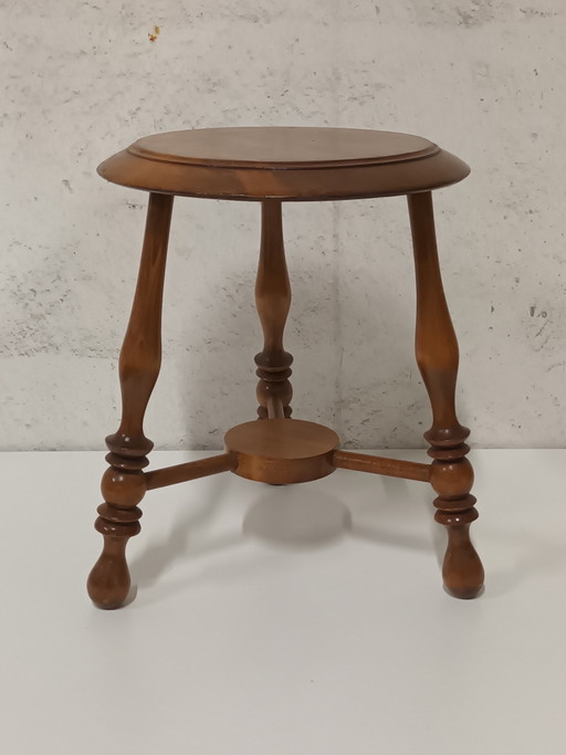 Sgabello a treppiede in legno – krukjes, Wood