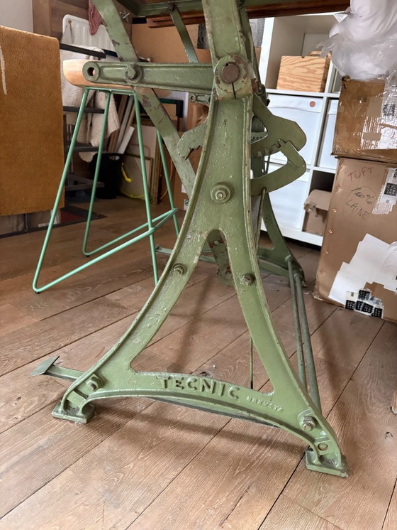 Image 1 of Zeichentisch und Hocker von Tecnic für Architekten.