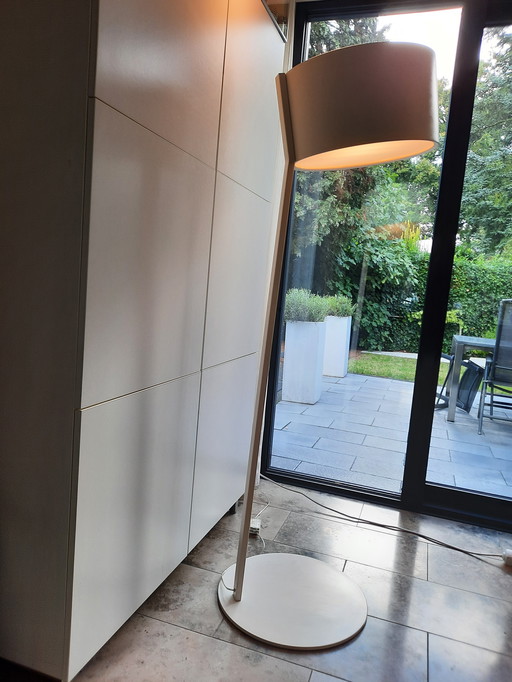 Lirio by Philips vloerlamp designlamp