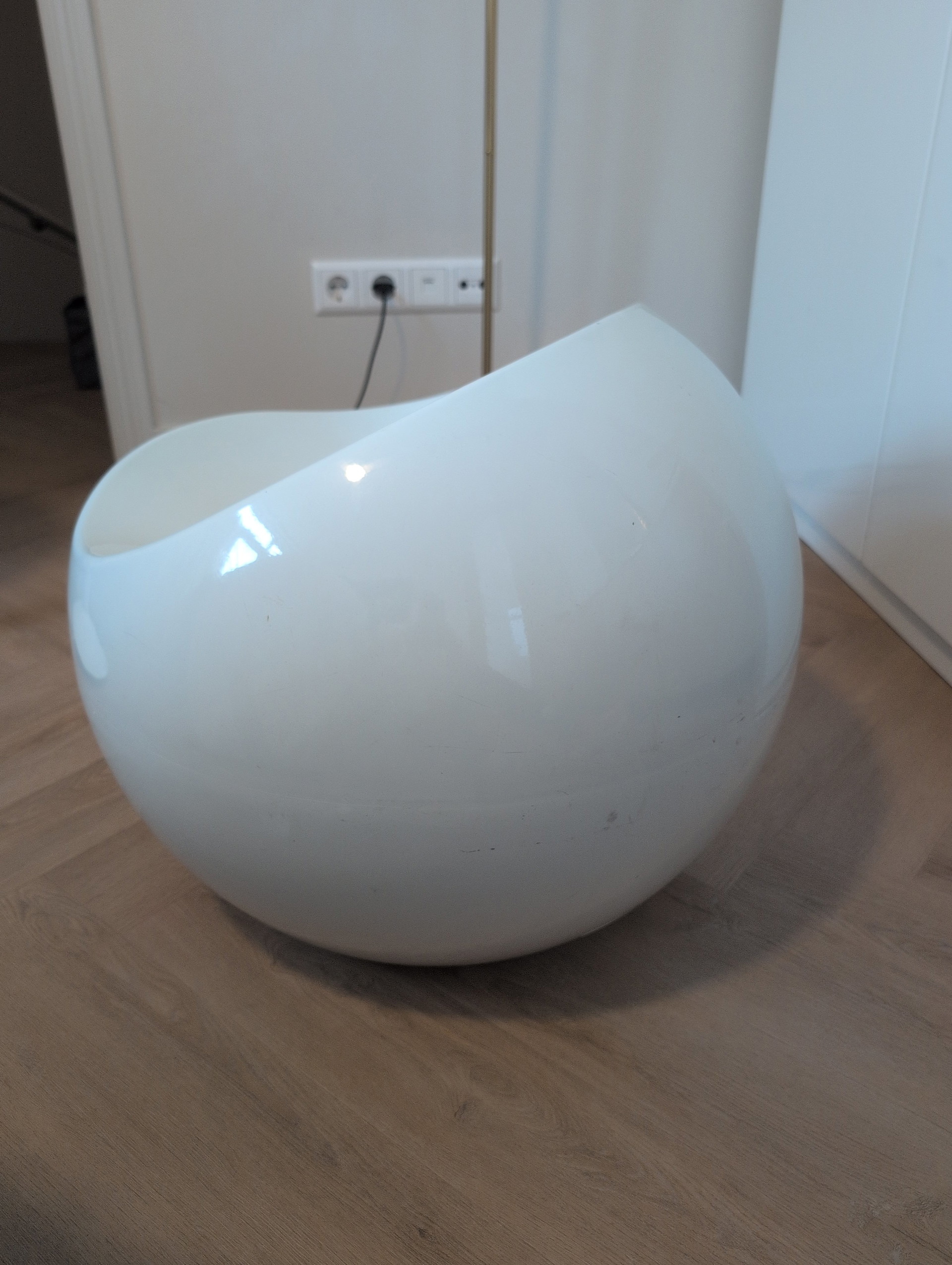Finn Stone ball chair- original design | €110 | Whoppah