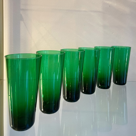 Image 1 of Bicchieri da long drink color verde smeraldo, soffiati a mano.