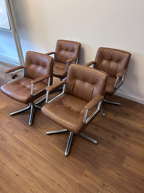Image 1 of 4er-Set Osvaldo Borsani P126 Stühle – Cognac-Leder