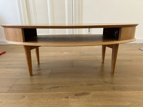 2010s Ovale Salontafel Van Massief Hout – Wood (photo 3 of 5)