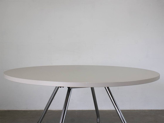 Image 1 of Vitra Ad Hoc tafel rond (120cm) design Antonio Citterio