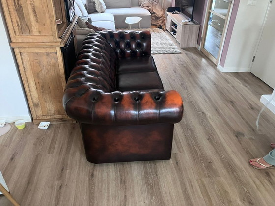 Original Chesterfield 3-seater sofa – 3-5 seaters, Leather (photo 3 of 7)