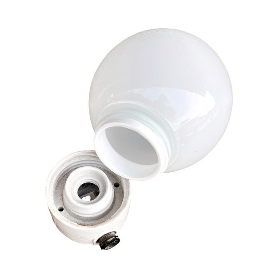 Image 1 of Industriële wandlamp, wit, glas, FOTON, Polen, jaren 60.