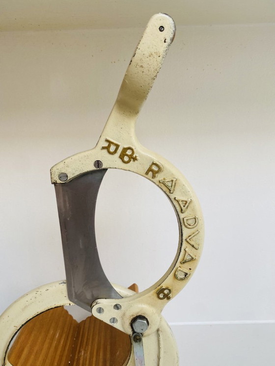 Image 1 of Raadvad - Ove Larsen broodsnijmachine 294