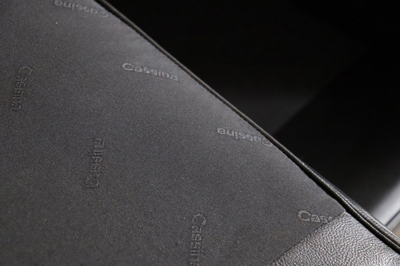 Image 1 of Divano vintage a due posti Cassina LC2 di Charlotte Perriand e Le Corbusier