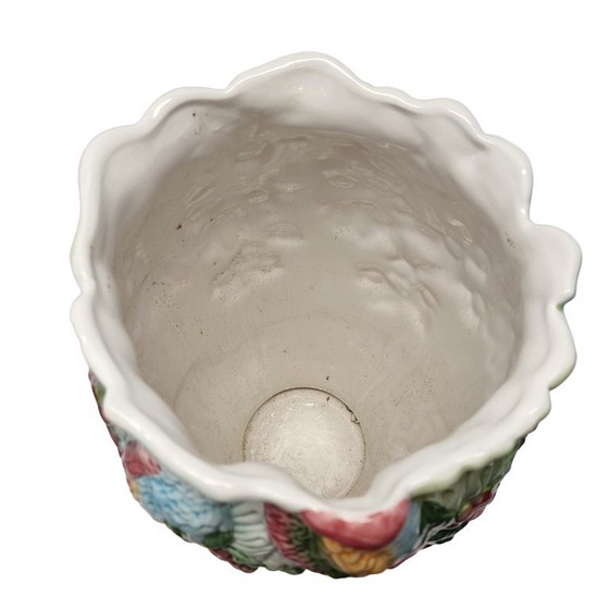 Image 1 of Portugiesische Majolika-Vase mit Papageien