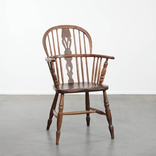 Antieke Engelse lowback Windsor chair
