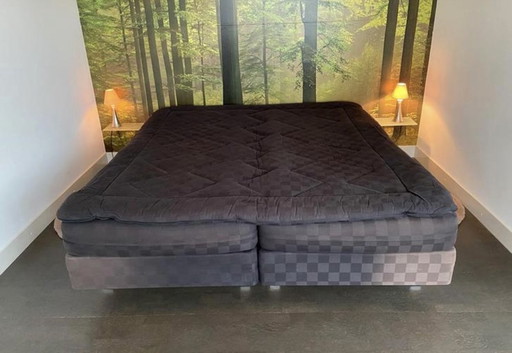 Luxurious Hästens box spring! Complete and like new! Must go this weekend