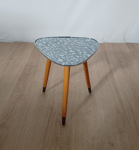 Tavolino anni Sessanta – Tavolini, Metallo, Plastica (photo 4 of 7)