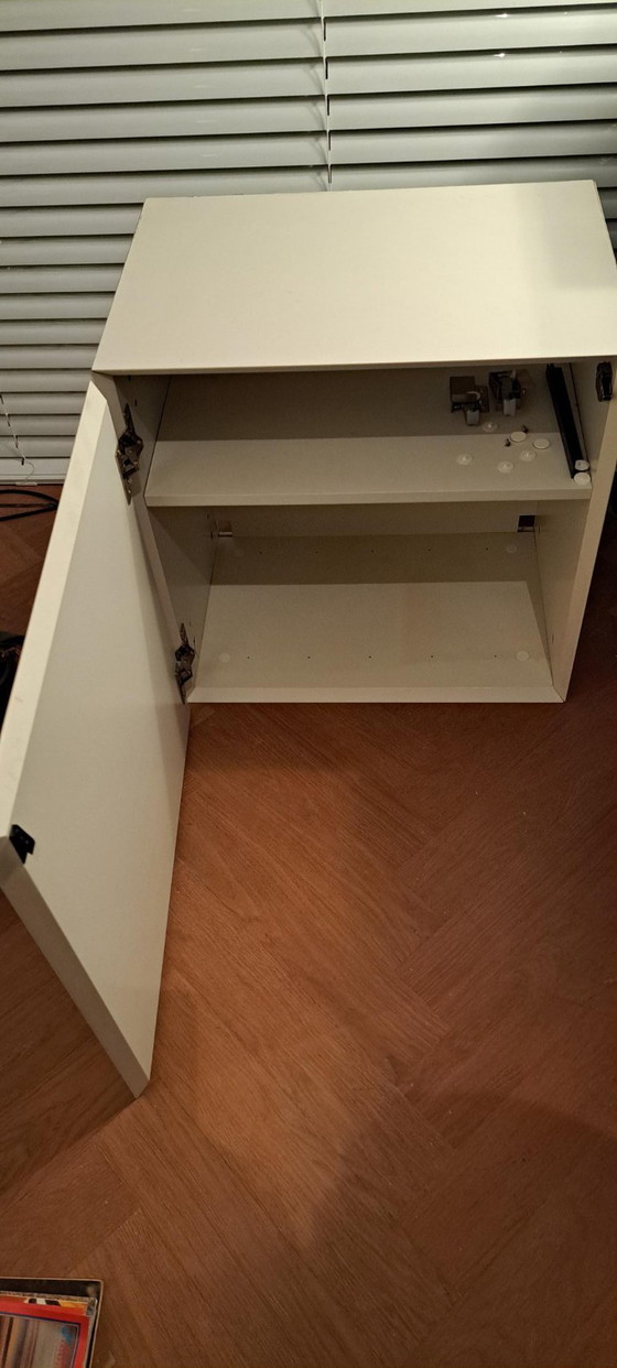 Image 1 of 2 x Pastoe Vision kast in wit