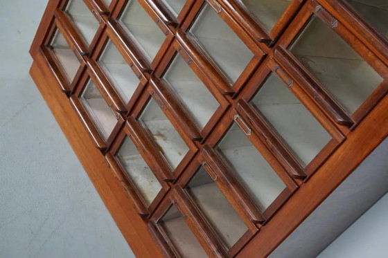 Image 1 of Mercería antigua holandesa de madera noble, década de 1930