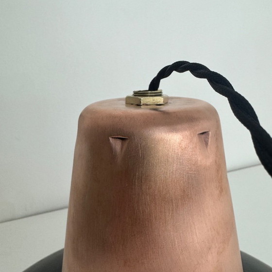 Image 1 of PAIRE D’ANCIENNES SUSPENSIONS EMAILLÉES « MAZDA » 35 CM INDUSTRIEL