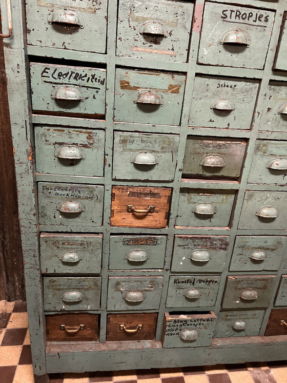 Image 1 of Ladenkast 