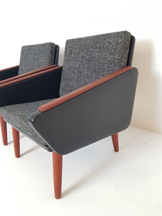2 Vintage Danish Faux Leather Armchairs, Newly Upholstered Cushions – Skai, Wood (photo 6 of 15)