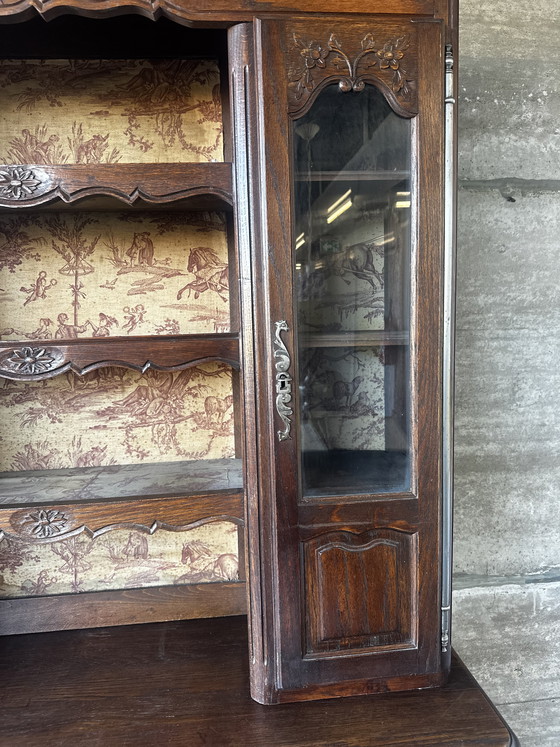 Image 1 of Tweedelig, gebeeldhouwd eikenhouten buffet/dressoir - Lodewijk XV-stijl, 19e eeuw