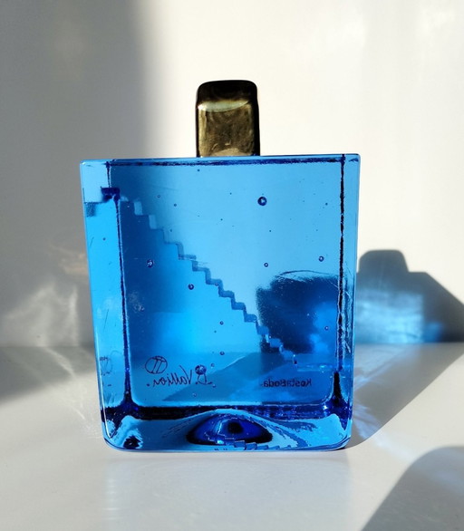 Sculpture en verre Kosta Boda "Escalier de la forteresse" de Bertil Vallien