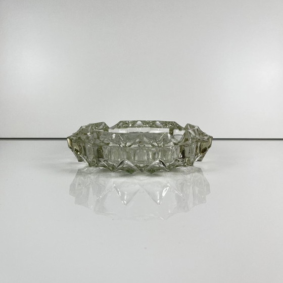Image 1 of Grote geslepen kristallen asbak, 1960, Frankrijk