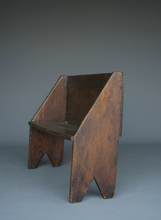 Kleine antike Eichen-Flurbank. Um 18. Jahrhundert.