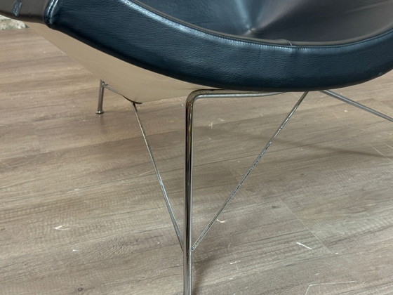 Image 1 of Vitra Coco