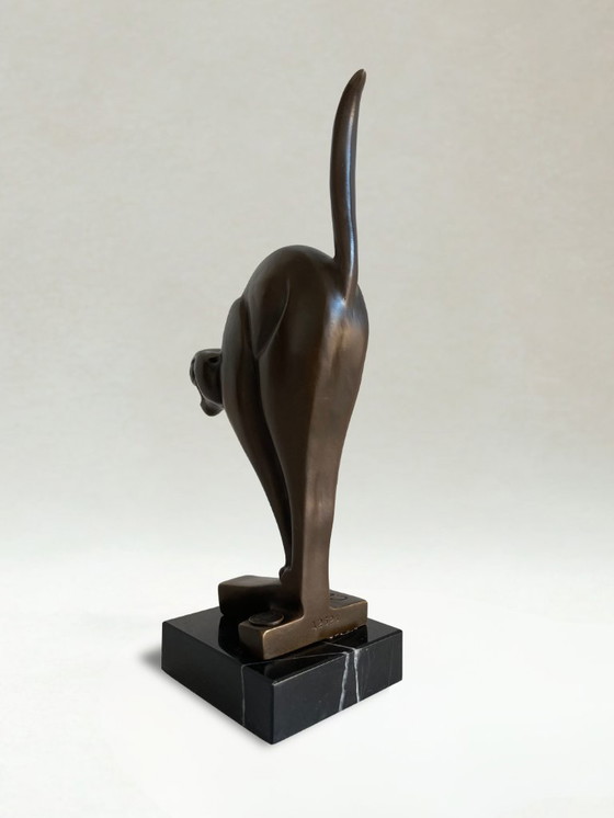 Image 1 of Art Deco bronzen panter – gesigneerd C. V. D. Hoef – 26 cm