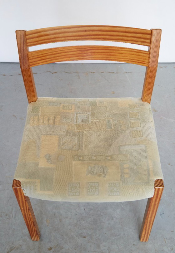 Image 1 of Grenenhouten eetkamerstoelen nr. 404 van Niels O. Møller Moller voor J.L.Møller, set van 6