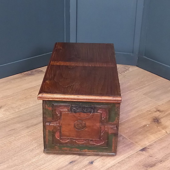 Image 1 of Oostenrijks Eikenhouten bruidskistje