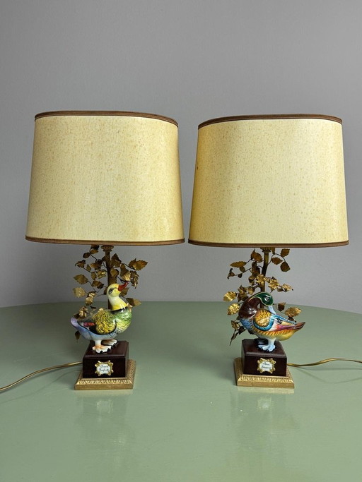 Italian Hollywood Regency Porcelain “Branta Bernicla” Waterbird Table Lamp with Sculptural Brass Foliage.