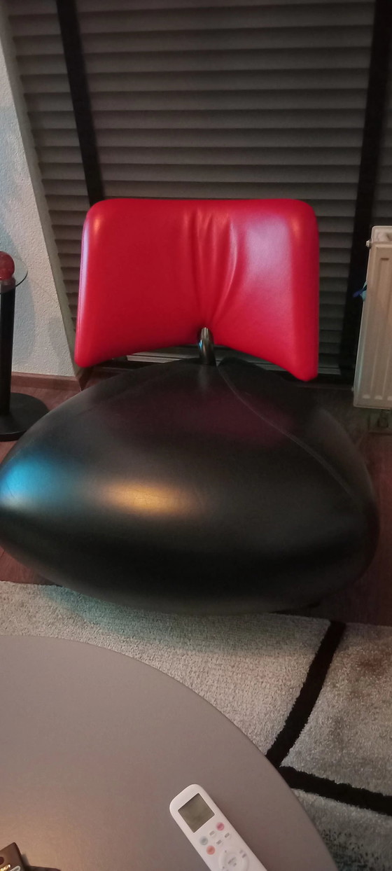 Image 1 of 2 mal Leolux Gallonen Stuhl