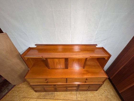 Image 1 of Credenza alta in teak vintage retrò di metà secolo di Nathan 1960-1970 Design eccezionalmente raro e insolito | Pezzo forte