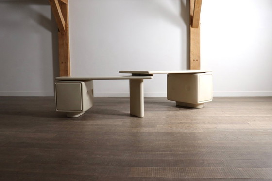 Image 1 of Ernest Igl Jet hoekbureau voor Wilhelm Werndl, jaren 70