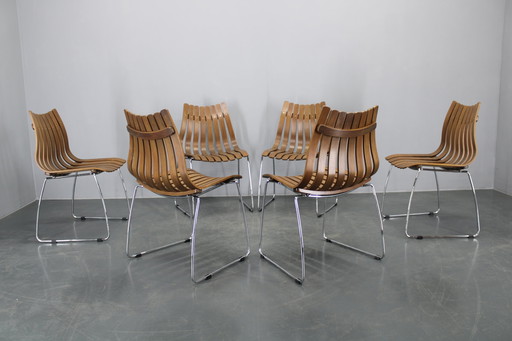 Ensemble de six chaises de salle à manger scandinaves en teck des années 1980