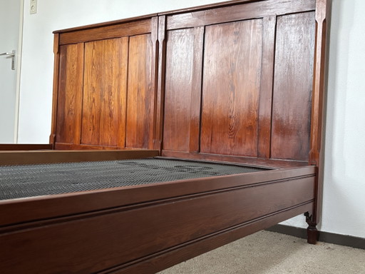 Unique pair of antique pine beds with original Beaumont spring bases - ca. 1910 – eenpersoonsbedden, Wood (photo 2 of 9)